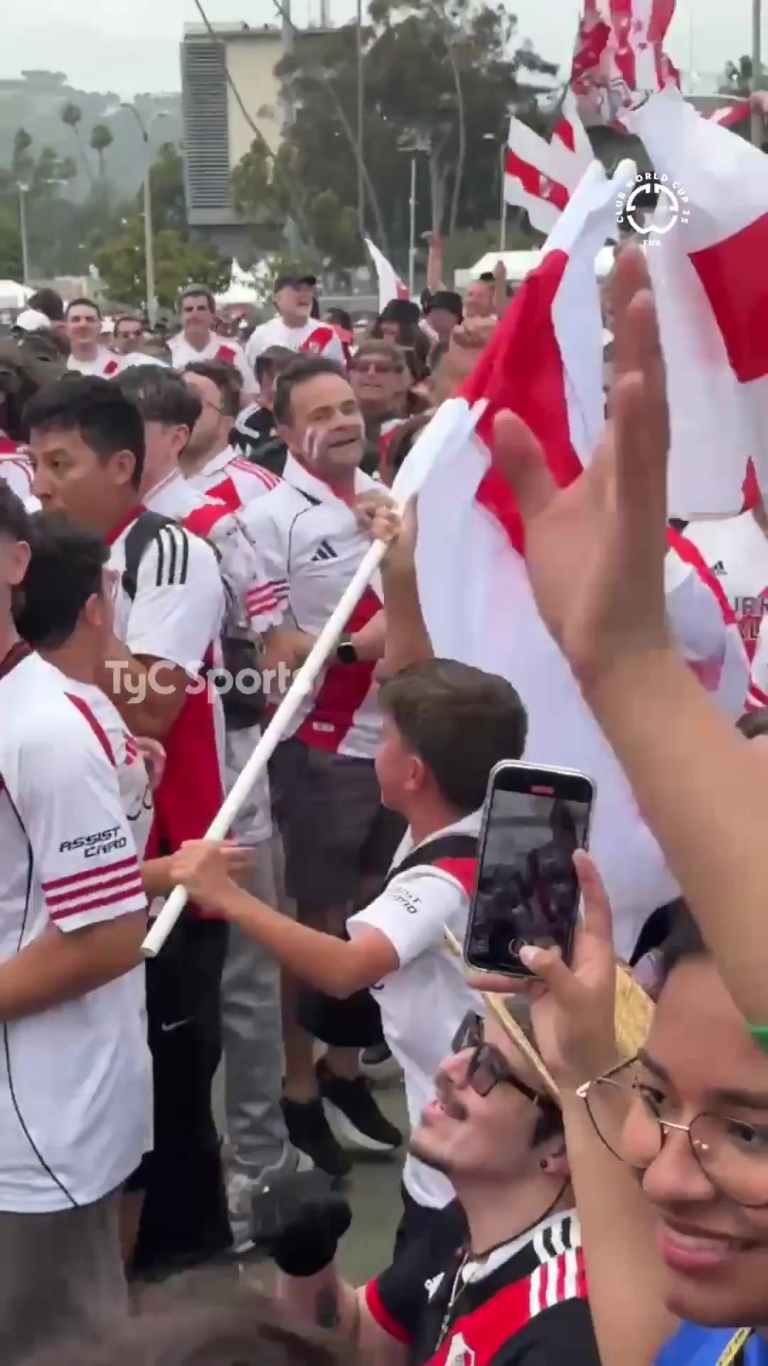 C罗：葡萄牙赢得欧洲杯就等于赢得世界杯