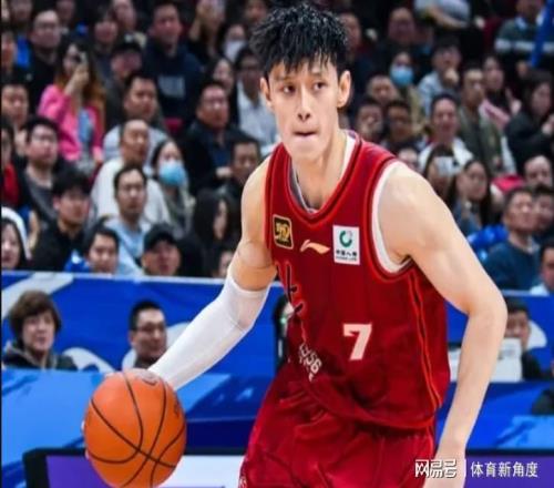 曾凡博NBA有戏!名记爆料或正式签约篮网,NBA又将有德比战了