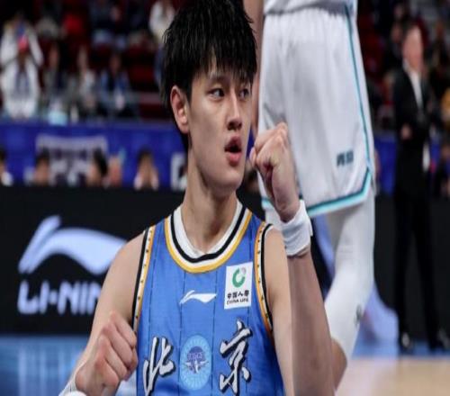 曾凡博工作室官宣签约加盟篮网成今夏留洋第4人+进NBA第2人