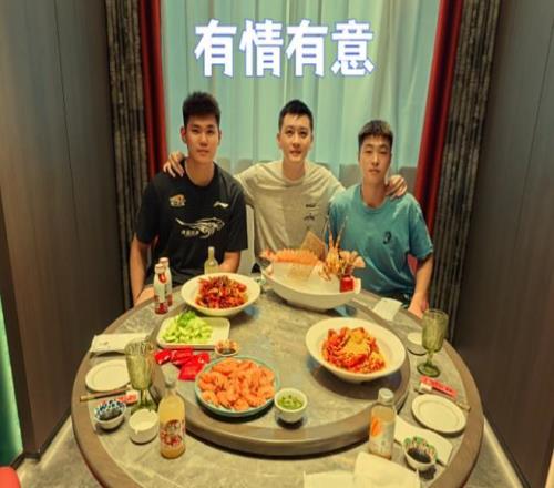 咎由自取!哈秋大爆猛料:山东男篮已经开除那两名惹是生非的球员