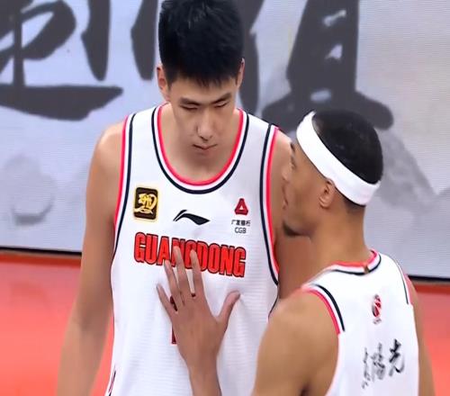 挤走徐昕广东队或迎来“空间型中锋”，这才是杜锋想要的五号位