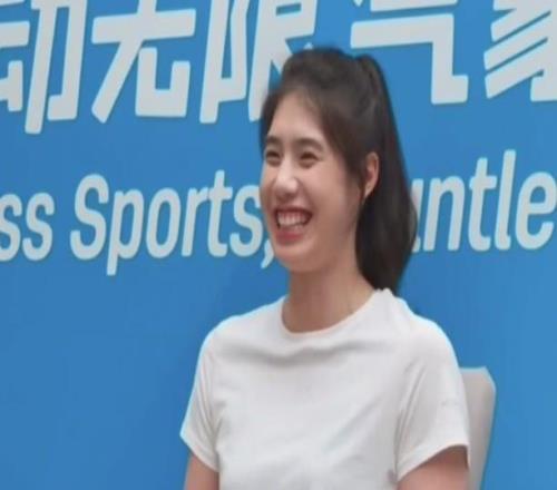 张雨霏：这次来成都想去看一下三星堆，但能不能先替我保密