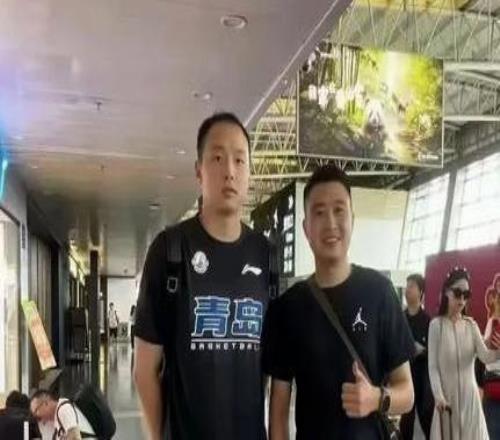媒体人:浙江无力匹配青岛3年1800万合同,王奕博转会态度坚决,不惜放弃编制