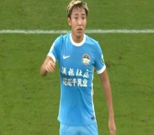 里程碑,河南队中场黄锐烽已在中国顶级联赛出场100次