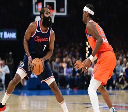 悄悄签三人，成NBA夺冠热门！计算到天衣无缝，或许真能建立王朝