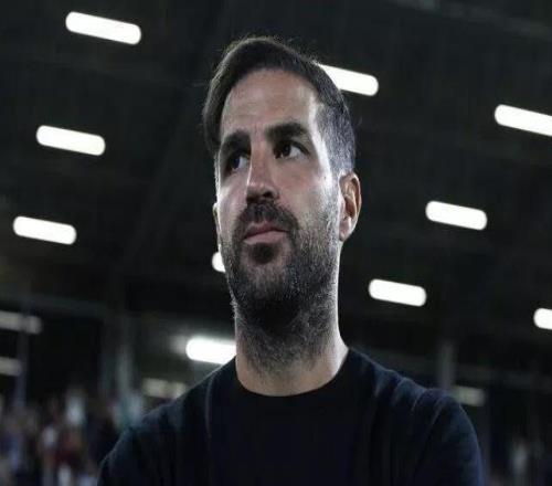 小法：帕斯不是在巴萨时的梅西，裁判该看看监控再给我红牌