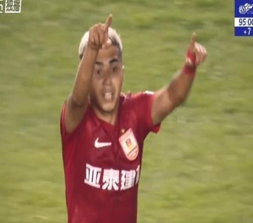 绝平海牛，艾菲尔丁斩获个人职业生涯中超首球