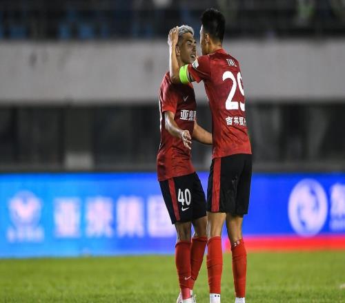 随着亚泰22海牛队,中超保级形势:1队已上岸,3队最危险