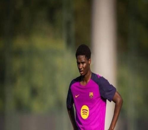 每体：巴萨小将迪亚拉预计两周内复出，他吸引了一线队浓厚的兴趣