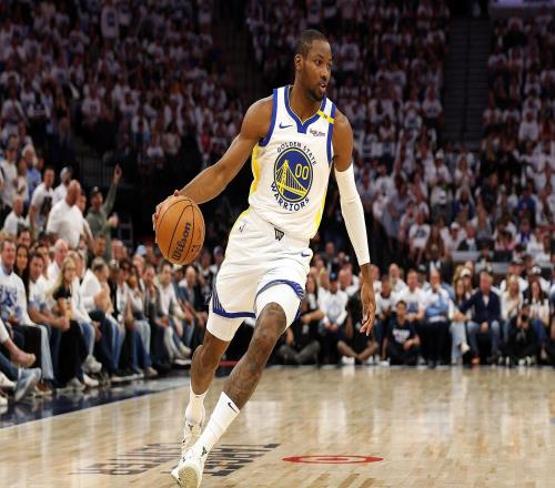 美记:除非勇士提供球员选项,否则库明加将选择接受资质报价