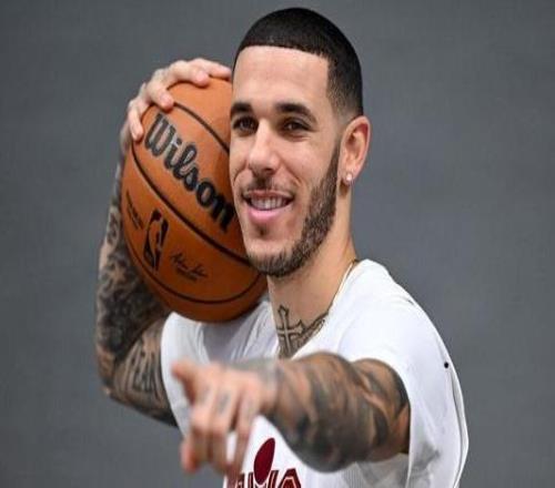 鲍尔：休赛季身体恢复进展正常预计赛季初不会出战背靠背