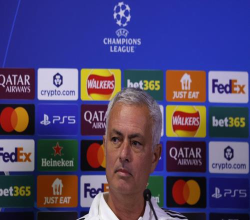 穆里尼奥：我永远是切尔西一份子，但欧冠比赛希望能赢球