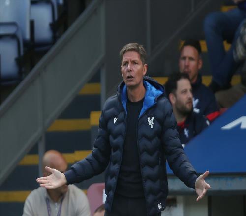 曼联挖格拉斯纳只需250万补偿，拉爵心动！连卖主力却创不败纪录