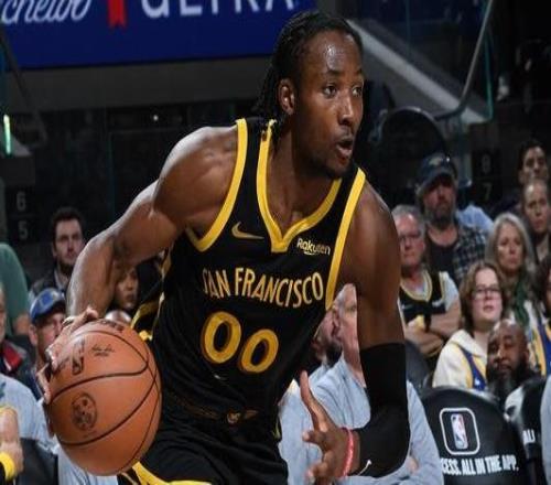 库明加：你永远无法预知未来走向会全力帮助球队赢得比赛