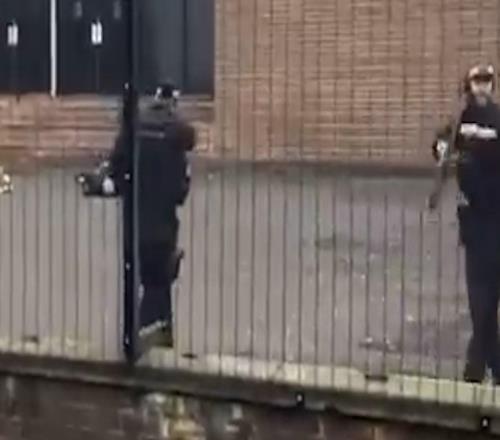 曼彻斯特犹太教堂发生恐怖袭击，曼联、曼城对受害者表示支持