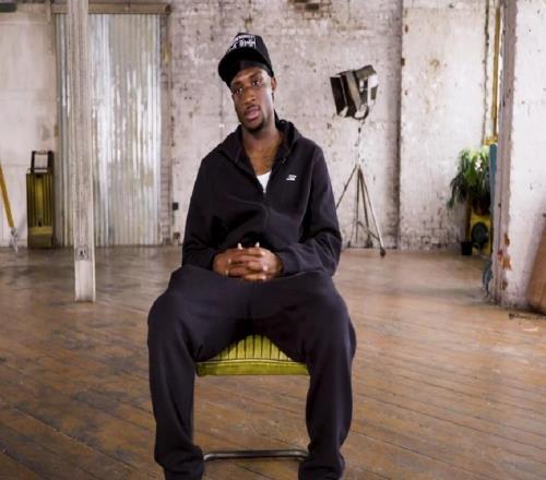 库杜斯：家庭的管教，让我明白就算想踢职业也得有一些教育基础