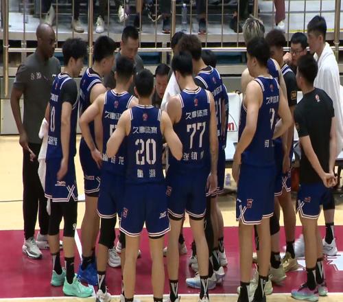 CBA名记吐槽上海队：打成这样，对不起自己，对不起观众