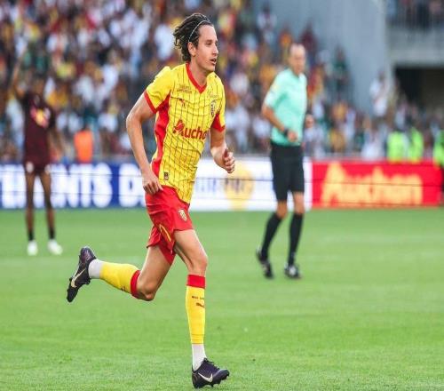 托万：乌迪内斯的经历让我更成熟，我现在的跑动能力更强了