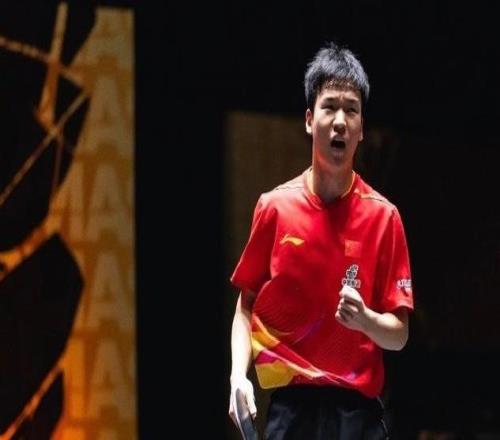 向鹏43战胜雨果卡尔德拉诺，晋级中国大满贯男单四强