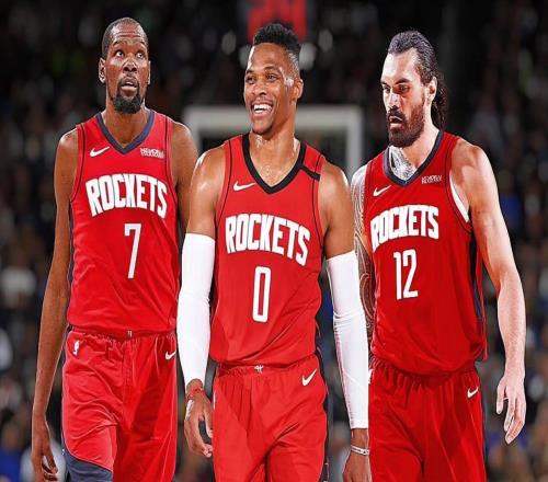 从4700万顶薪，到300万底薪！NBA退步最快球星，你确实该退役了