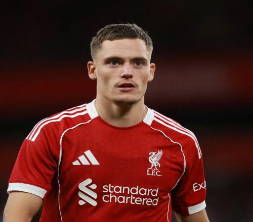 场均丢失球权超10次,不敢对抗,詹俊点评维尔茨:不适应英超