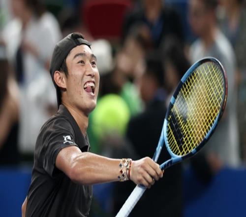 生涯首胜世界前十球员，商竣程：跨过这个坎儿会更自信