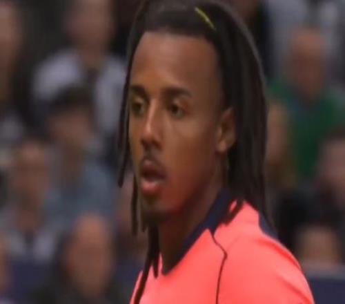 孔德vs塞维利亚数据：2次失误，3次抢断，1次关键传球