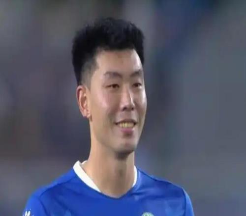 媒体人：冯伯元送点和罚丢点球都不丢人，这或许还是好的开始