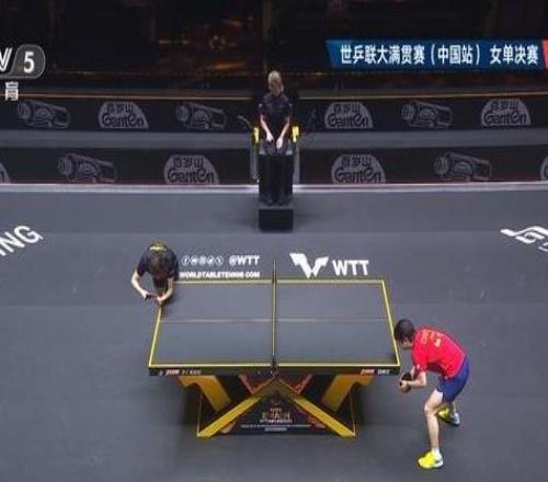 王曼昱战胜孙颖莎夺得WTT中国大满贯女单冠军