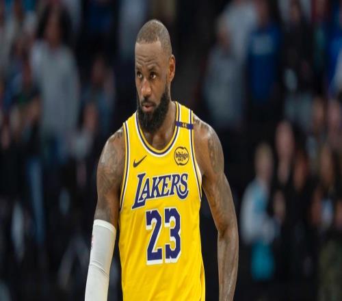 名人：詹姆斯不仅是篮球历史第一人！还是美国历史第一运动员！