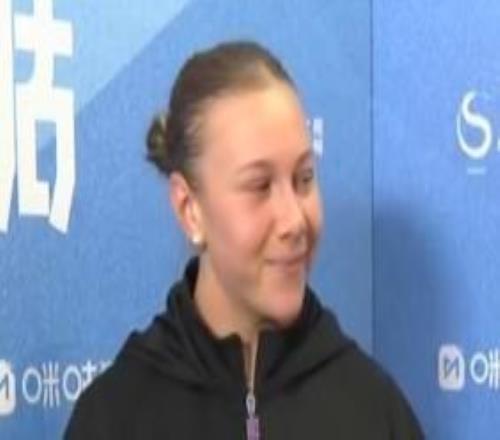 阿尼西莫娃：决赛赢得非常艰难，在北京这几周让我更了解自己