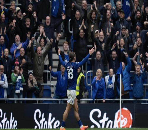 苦主！去年9月水晶宫也在客场遭埃弗顿逆转，近10次交手0胜率