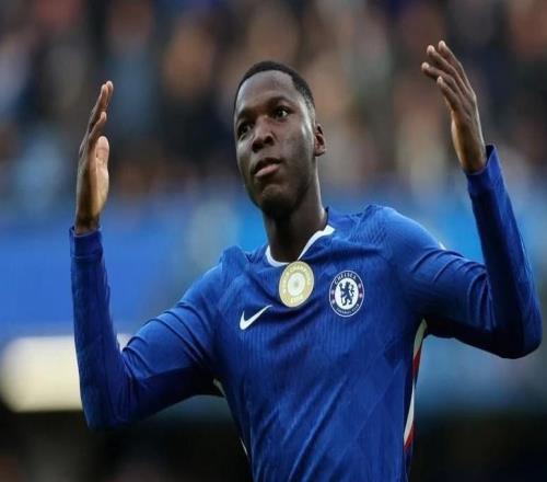 仅需450万时没买,如今1亿难求:凯塞多闪耀,刺痛曼联中场之殇