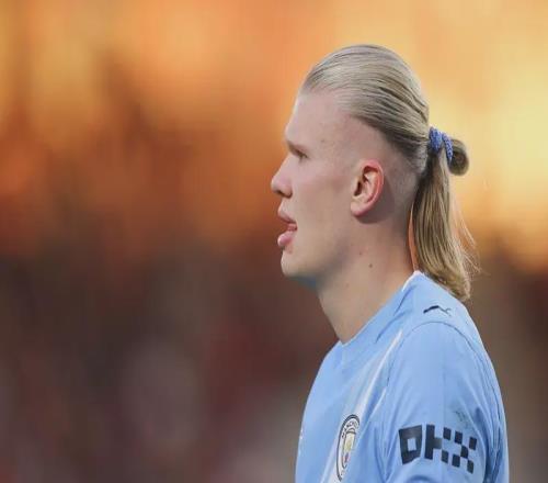 哈兰德:对手推搡激起了我的斗志,我现在的状态前所未有地好