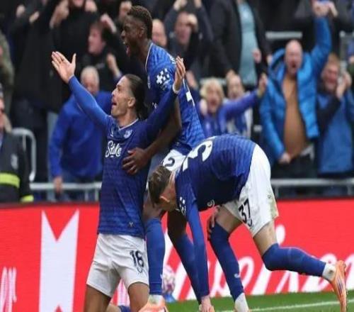 格拉利什：中场调整让球队赢下胜利，首球献给所有埃弗顿球迷