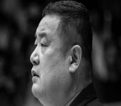 哀悼！青岛男篮讣告：徐长锁因病医治无效去世，享年54岁