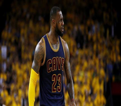 单防锁死过库里的杜兰特队友：我最喜欢的球员是詹姆斯！