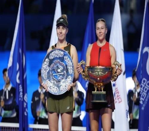 阿尼西莫娃首夺中网女单冠军