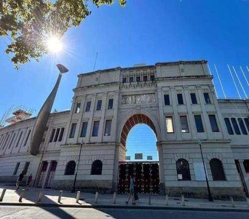 每体：巴萨主场对阵赫罗纳的比赛将在蒙特惠奇进行