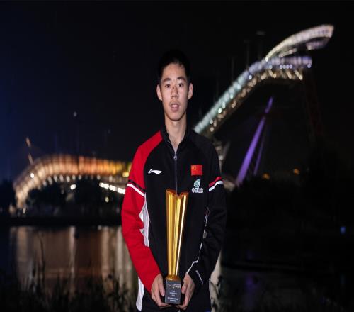 恭喜！国乒又一15岁新星崛起夺冠，10后看齐王楚钦林诗栋