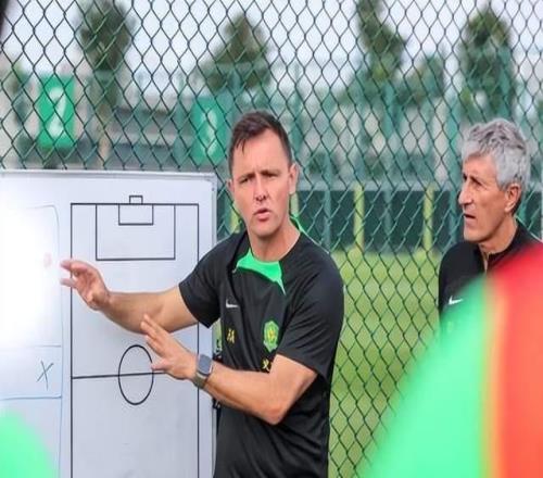 中国足坛再现罕见1幕：沙滩足球世界冠军执教中超北京国安！