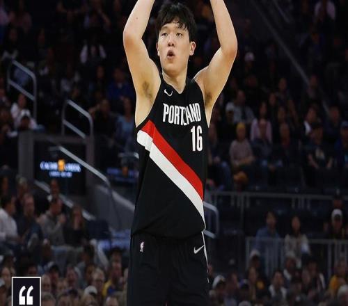 杨瀚森：季前赛的对抗强度比夏季联赛强很多，后续会提升自己