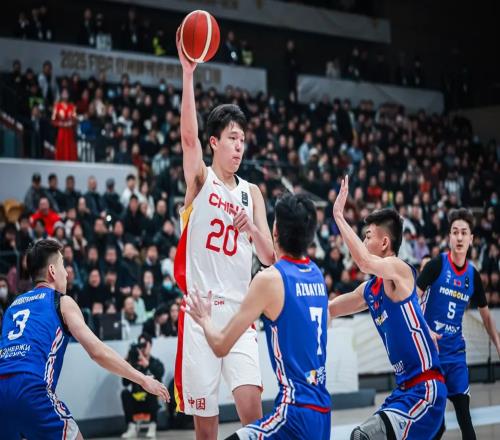 杨瀚森对于国家队并非必需品中国男篮需要他成为约基奇吗