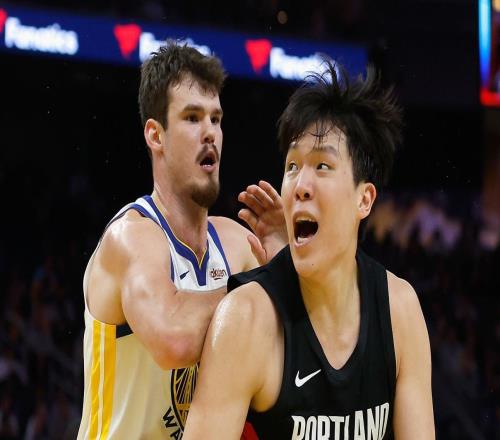 杨瀚森首秀被上课并非坏事!被看低有利于逆袭:姚明是榜样