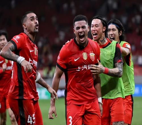 中超最新积分榜：上海双雄+蓉城争冠，最后四轮谁赛程占优