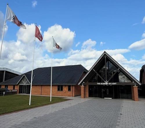 在英国学习，于大宝晒照：三周让我见识到了足球的另一片天地