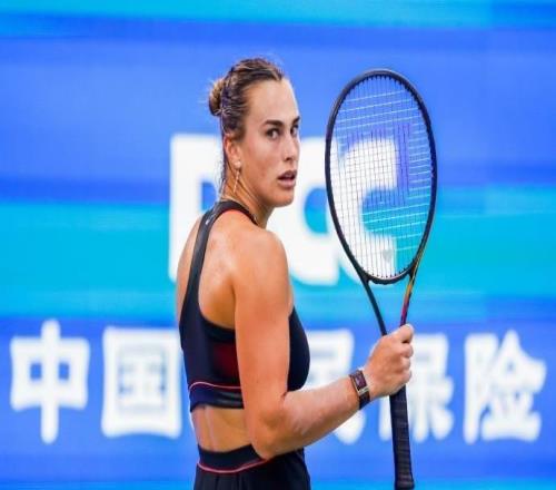 卫冕冠军萨巴伦卡21逆转斯拉姆科娃，取得武网开门红