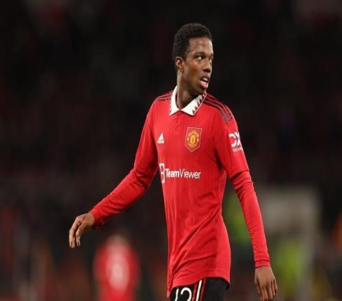 一日英超动向：曼联主将主帅没有不和，曼城官方发布赛季数据对比