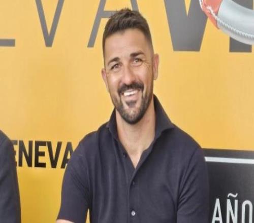 比利亚专访:亚马尔才18岁却肩负过重责任,后悔当初选7号