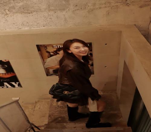 结束中国大满贯征程，国乒名将钱天一社媒晒返程自驾游客照